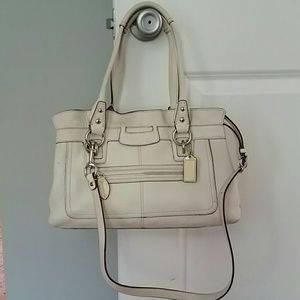 Coach handbag! Perfect Summer bag!